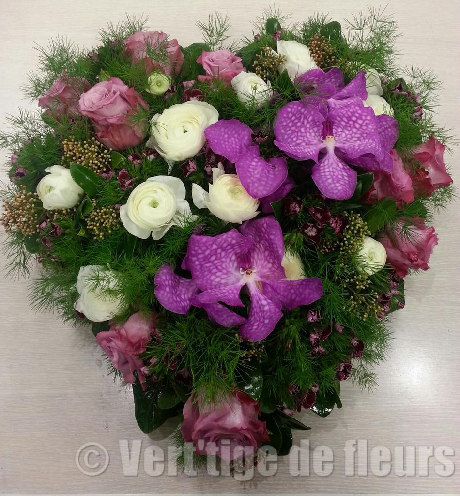 Coeur funeraire rose et orchidee