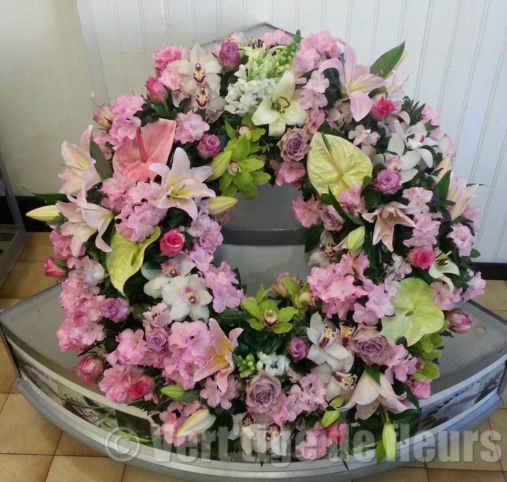 Couronne Funeraire Vert Tige de Fleurs Martigues