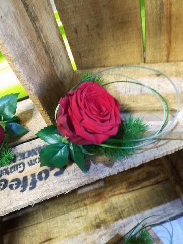 Boutonniere Rose Rouge